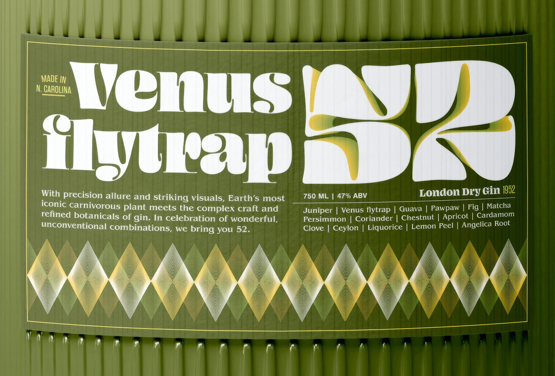 Venus-flytrap-52-London-Dry-Gin-Product-Macro-Shot